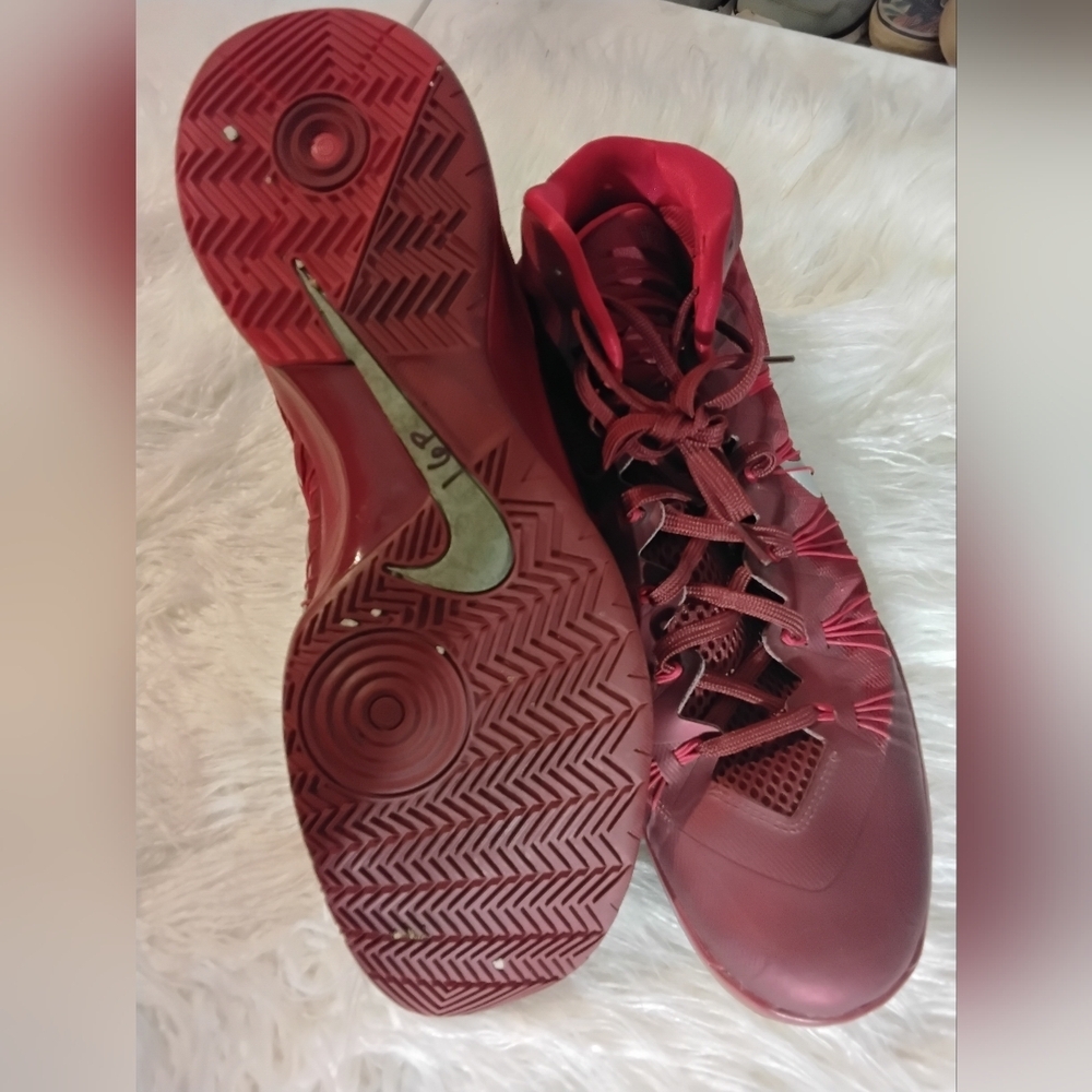 Nike Red Basketball Sneakers - Picture 8 of 8